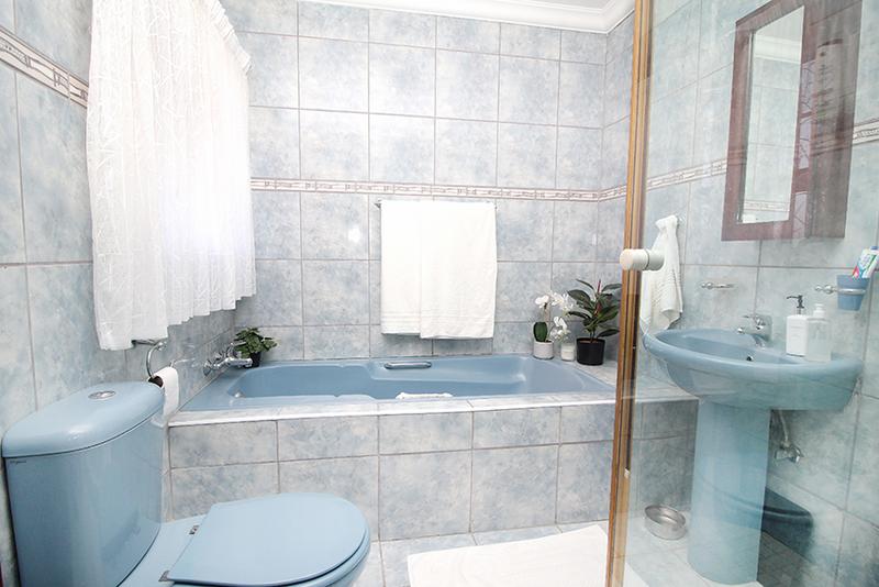 5 Bedroom Property for Sale in Tergniet Western Cape